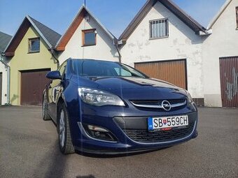 Opel astra sports tourer 1.4 turbo