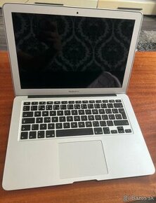 MacBook Air i5