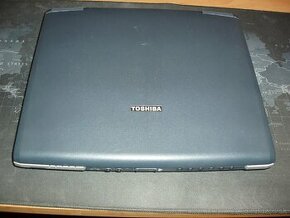 TOSHIBA