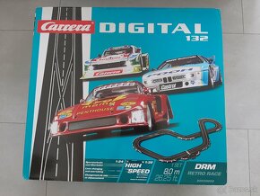 Autodráha Carrera Digital 132 DRM Retro Race