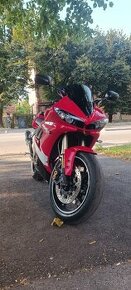 Yamaha R6