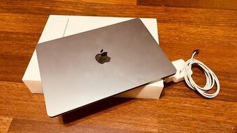 Apple Macbook Air M2 rezervovaný