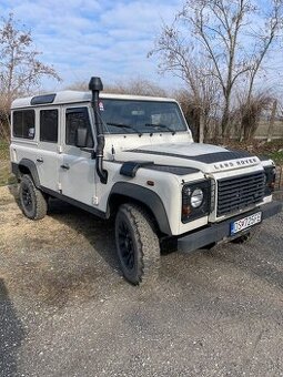 Land Rover Defender 110 2.4