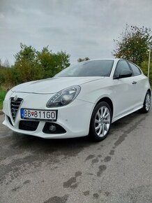 Alfa Romeo Gulietta - 1