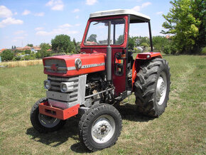 Traktor Massey Ferguson