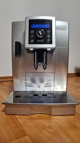 Kávovar Delonghi