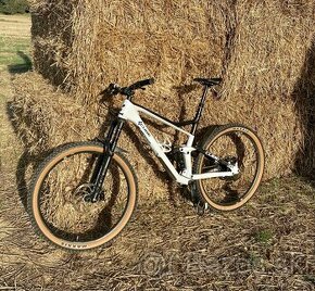 Bike cube