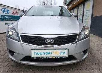 Kia Cee´d 1.4-NÍZKÉ KM-1.majitel - 1