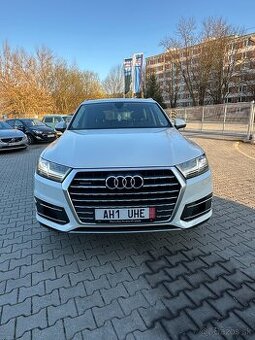 Predám AUDI Q7