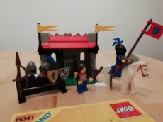 Lego Castle 6041 - Armor Shop - 1