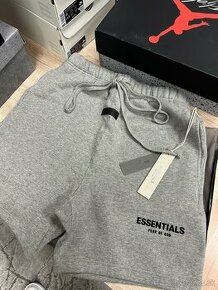 PREDÁM FEAR OF GOD ESSENTIALS KRATASE