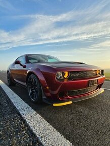 Dodge challenger 6.4 v8 R/T Scat Pack Widebody - 1