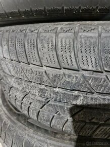 Predám pneu 215/65 R16 - 1