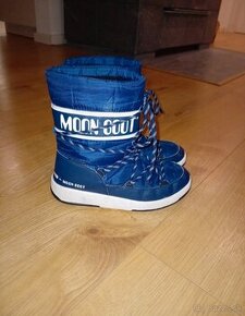 Snehule Moon Boot