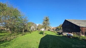 Rodinný dom s veľkým pozemkom, 2243 m2, Záhradné - 1