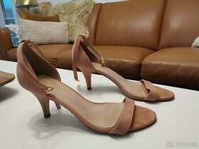Hallhuber pudrovo-ruzove sandalky, veľkosť 39