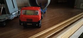 Tatra 815 4x4 V12 NT a zremb 1/87