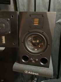 studiove monitory ADAM A7X