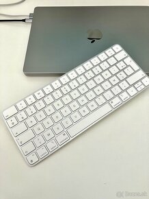 SK Apple Magic Keyboard