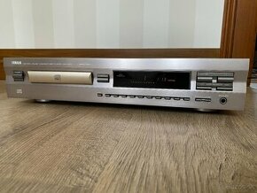 CD player Yamaha CDX 593 - 1