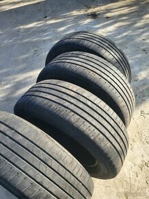 Brigestone 225/60R17