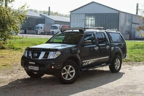 Nissan Navara 2.5 automat, 128kW