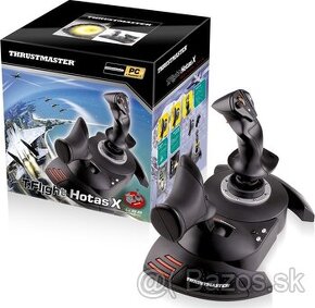 thrustmaster joystick na letecký simulátor