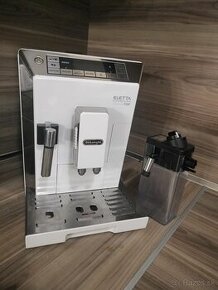 Kávovar Delonghi