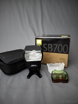 Nikon Speedlight SB-700