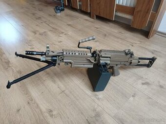 Kulomet M249 PARA - celokov A&K