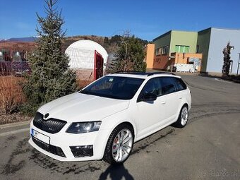 Škoda Octavia combi 3 RS 2.0 tdi 135kw DSG panorama