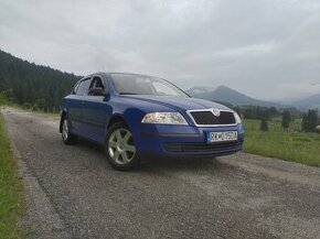 ŠKODA OCTAVIA 2   1.6 mpi