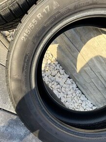 215/55 R17 zimne Continental