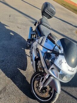 Predám suzuki gsxr 750srad