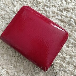 Peňaženka červená nová