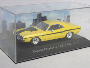 Dodge Challenger 1:43