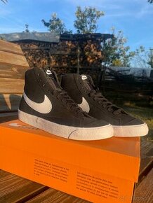 Nike Blazer Mid 77 Black