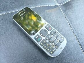 Nokia 100 - 1