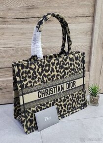 Nadherna leopardia Dior tote vo velkosti medium