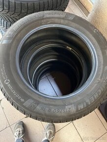 Predam zimne pneu 215/60/r16 Michelin