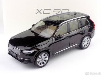 VOLVO XC90 - 1:18 PAUDI