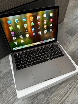 MacBook Pro 2019 stav nového