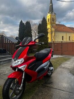 Skúter 50ccm Gilera Runner