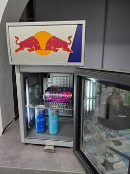 Red Bull chladnicka - 1