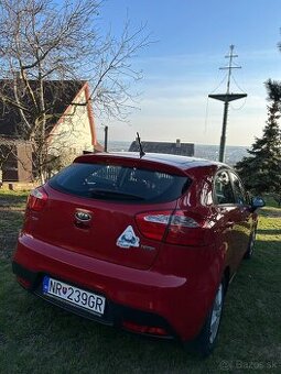 Predam auto Kia Rio II crdi 1,4 - 1