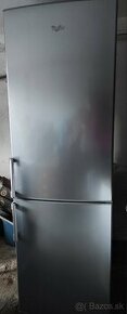 Kombinovná chladnička Whirlpool + mraziaci box Calex