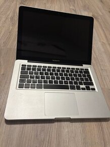 Apple MacBook Pro 2010 - 1