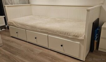 IKEA HEMNES