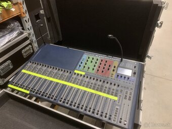 Soundcraft Si Expression 3 + mini stage box 32