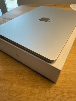 Macbook Air m2 2022 Silver